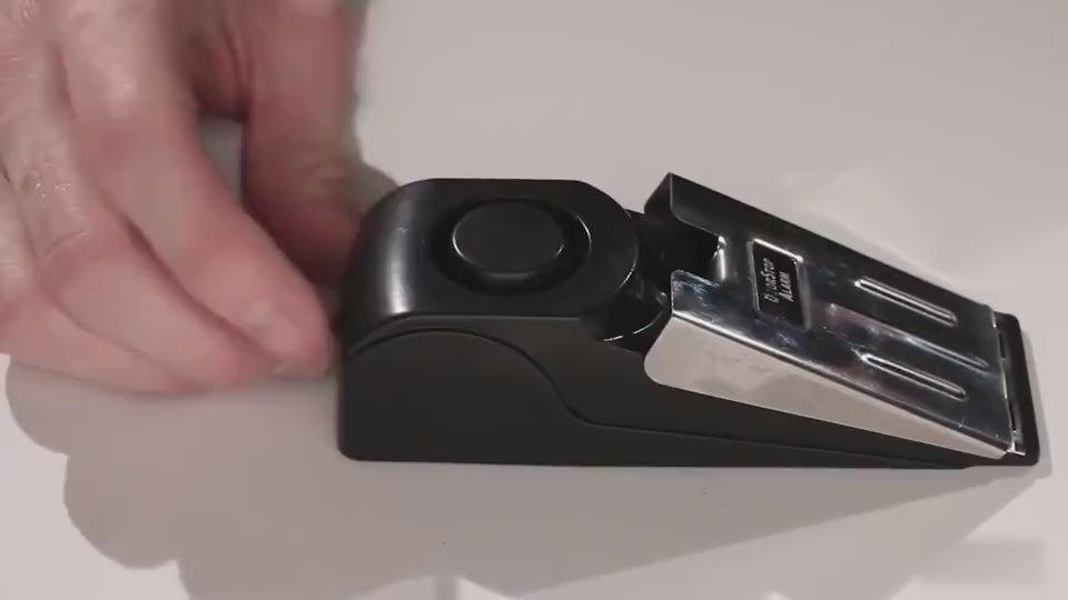 video showing portable travel safety door alarm in use